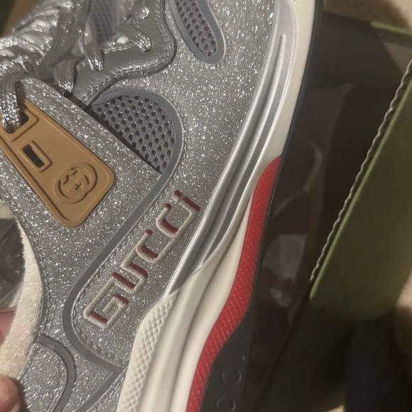 Gucci ultra space in immaculate state - Picture 13 of 13